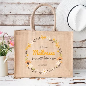 Grand sac jute “Merci Maîtresse” personnalisé – Cadeau fin d’année scolaire – Motif floral – Format 42x33x19 cm – Texte et année modifiables