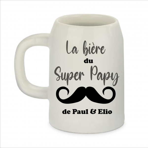 Chope Personnalisée Super Papy avec Prénoms – Cadeau Fête des Grands-Pères – Chope de Bière Moustache Imprimée 500 ml