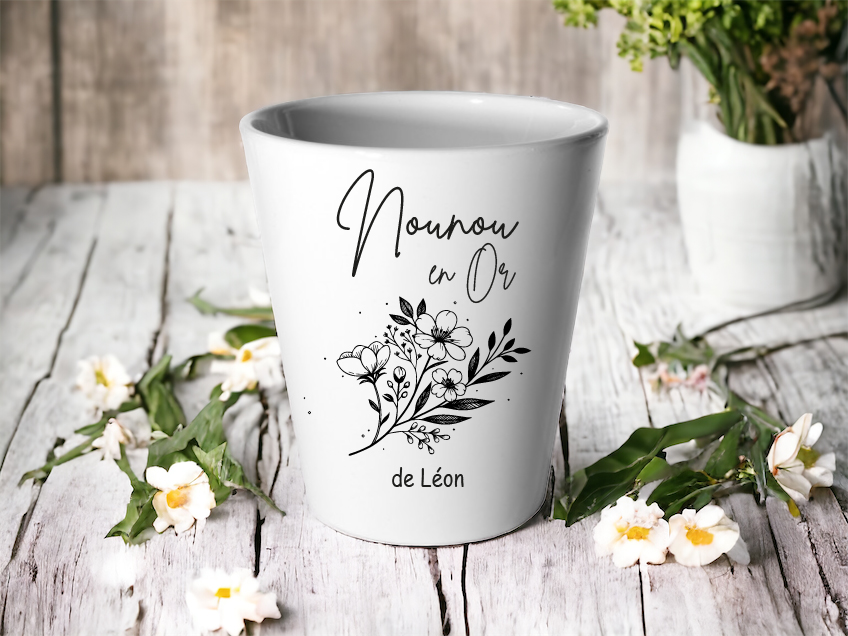 Cache-pot “Nounou en Or” personnalisé – Cadeau Fête des Nounous ou Noël – Pot céramique prénom –