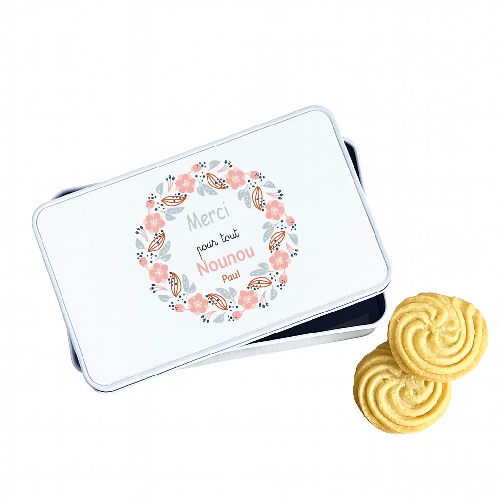 Boîte à biscuits personnalisée “Merci Nounou” – Cadeau fête des nounous ou Noël – Boîte en métal blanche prénom enfant – Couronne fleurs rose et gris – Image 2