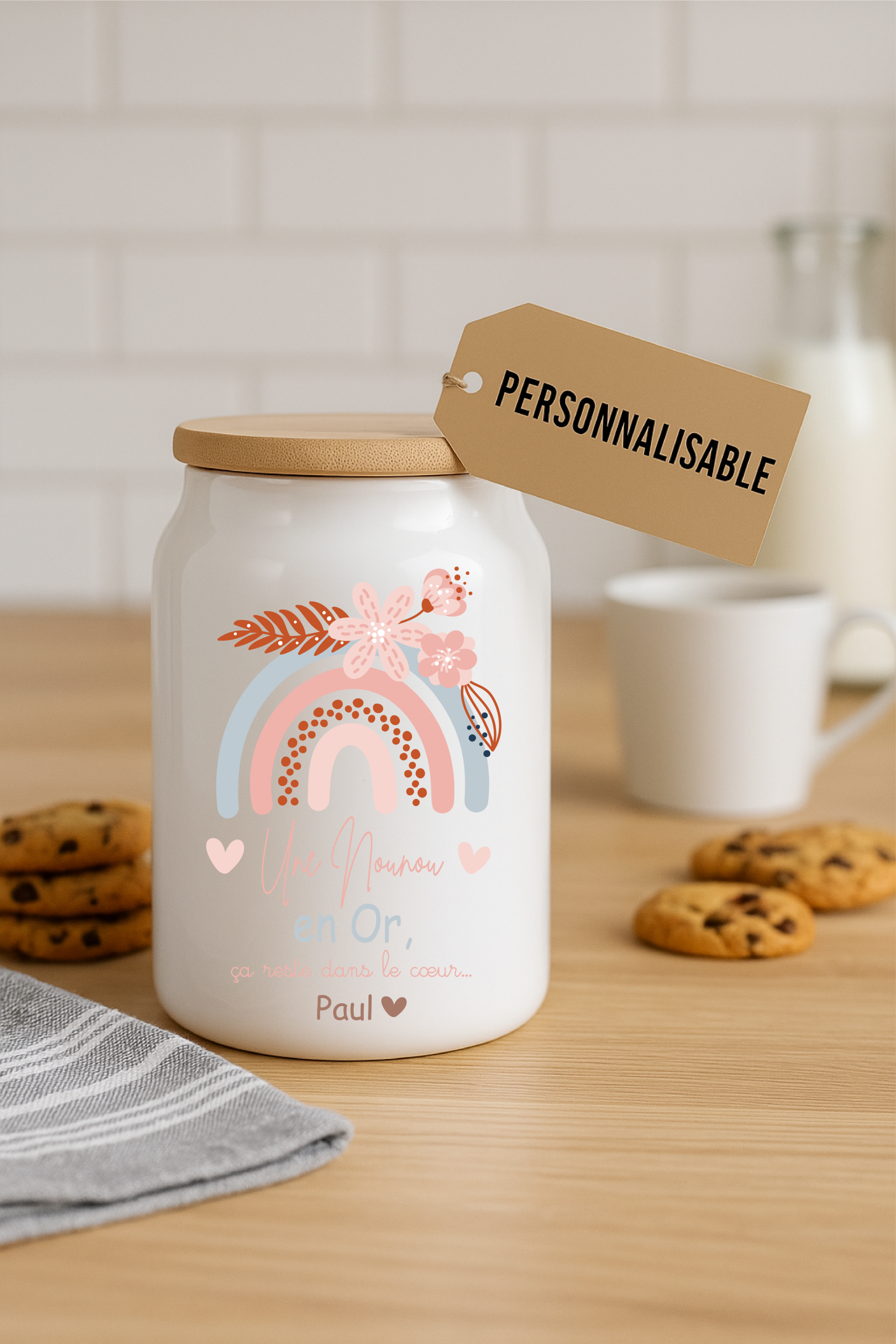 Pot à cookies personnalisable 500 ml “Une nounou en or” – Cadeau nounou – Cadeau fête des nounous ou Noël – Pot à biscuit céramique avec couvercle bambou