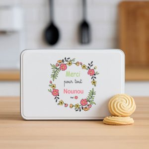 Boîte à biscuits personnalisée “Merci Nounou” – Cadeau fête des nounous ou Noël – Boîte en métal prénom enfant – Couronne de fleurs Bébé Panda