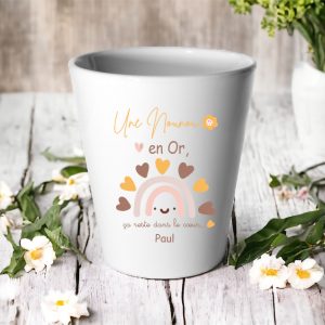 Cache-pot “Une Nounou en Or” personnalisé – Cadeau nounou fin d’année ou Noël – Arc-en-ciel et cœurs –