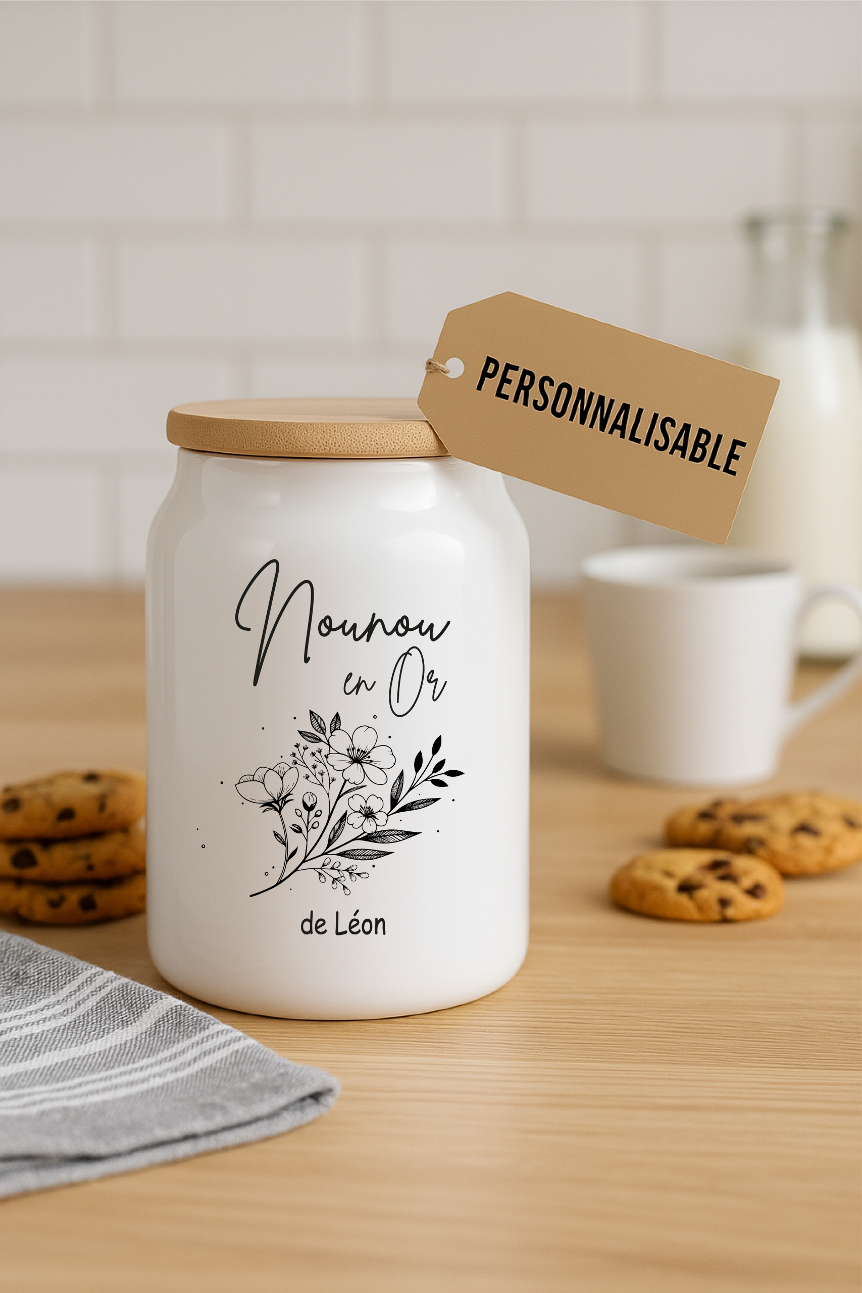 Pot à cookies personnalisable 500 ml “Nounou en Or” – Cadeau nounou – Cadeau fête des nounous ou Noël – Pot à biscuits céramique avec couvercle bambou