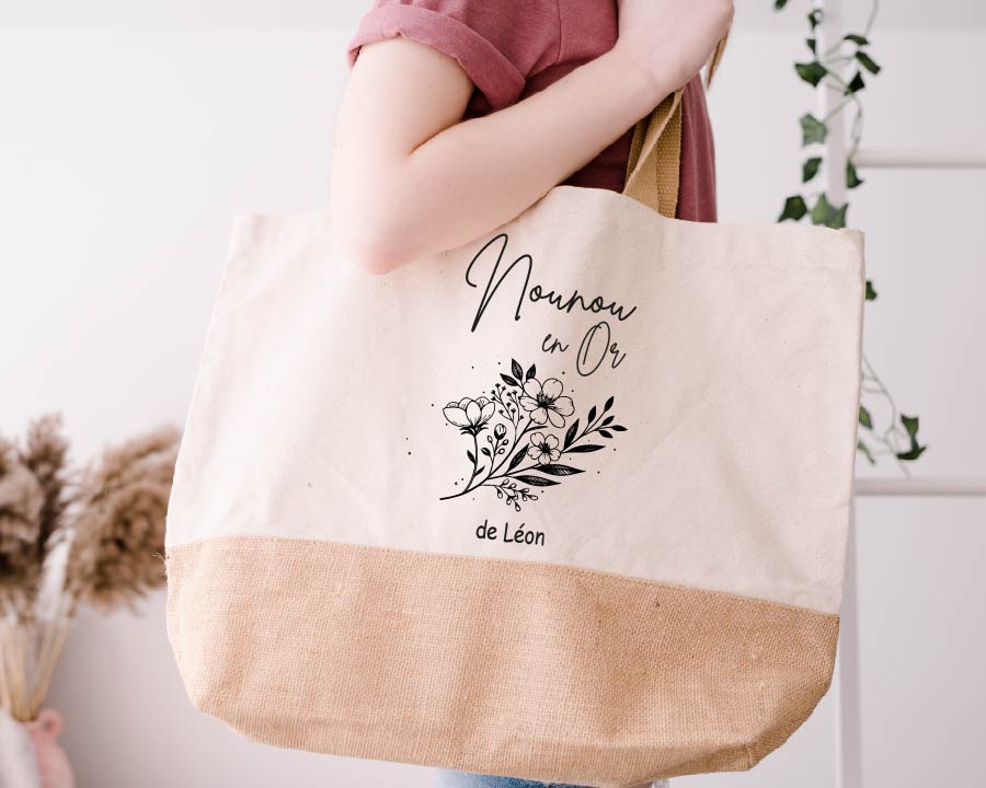 Sac cabas “Nounou en Or” – Cadeau personnalisé nounou – Fête des nounous ou Noël – Sac toile et jute 38x44x18 cm – Prénom de l’enfant personnalisable